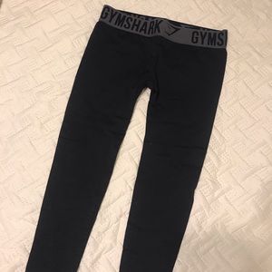 Gymshark fit leggings (cropped)